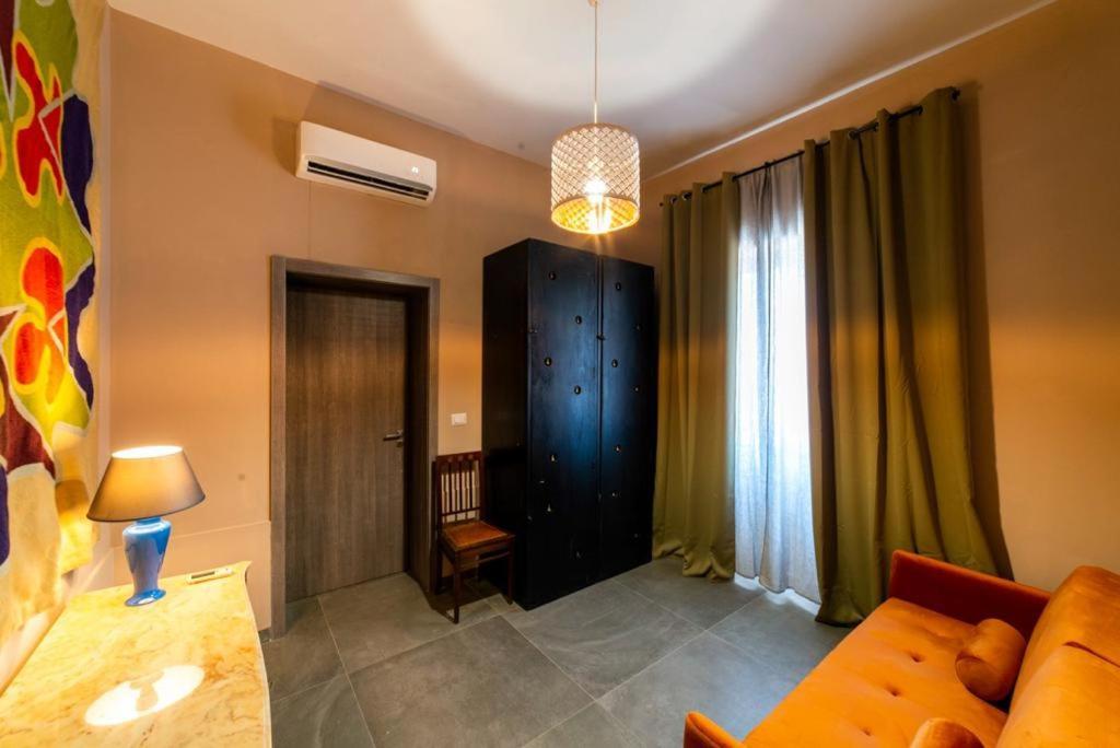 Speciale Tarshito'S Home - Atrium And Terrace Bari Buitenkant foto