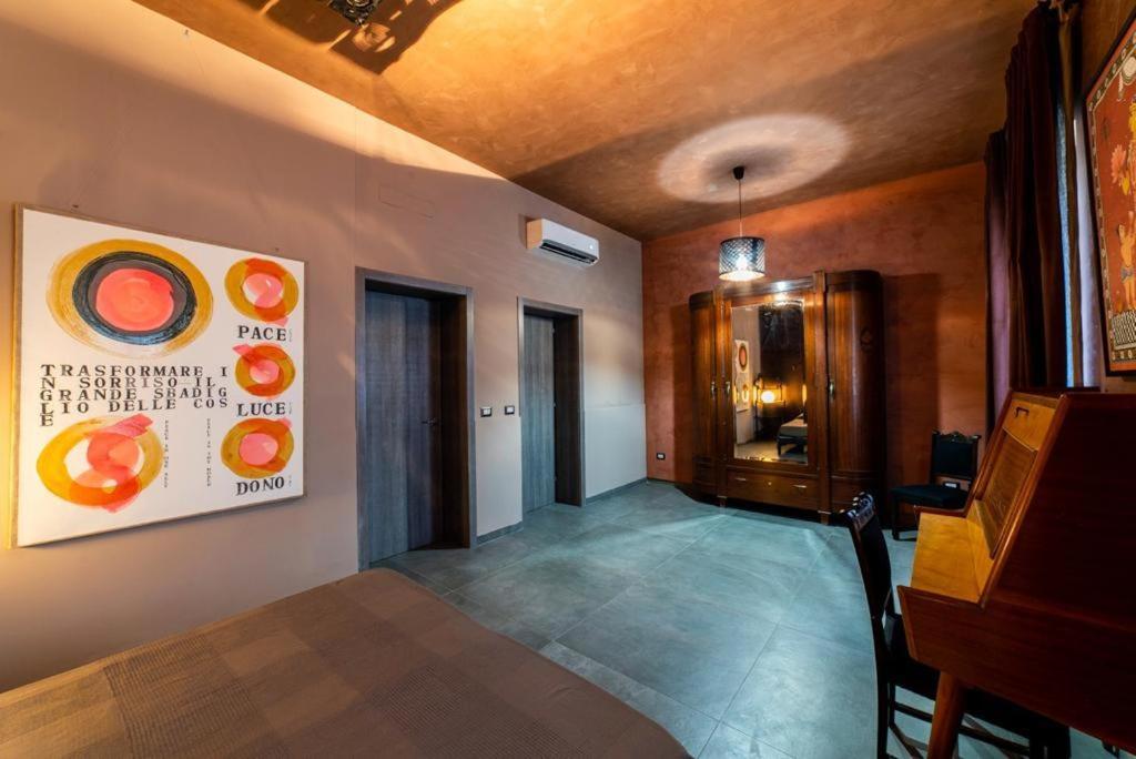 Speciale Tarshito'S Home - Atrium And Terrace Bari Buitenkant foto